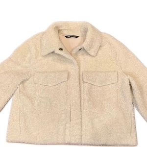 Zara cream color super soft Sherpa jacket with snaps and pockets